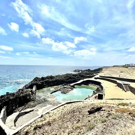 Estupenda Con Vistas Al Mar, Freewifi, Acceso Directo A La Playa En *