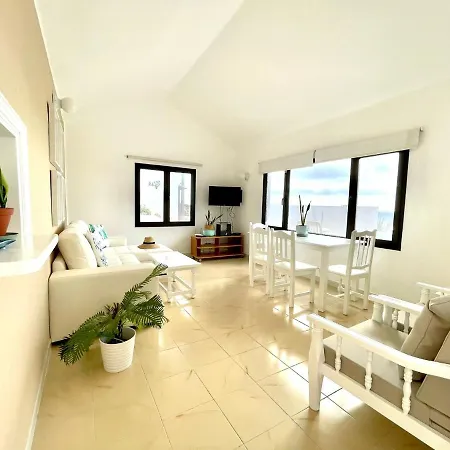 Estupenda Con Vistas Al Mar, Freewifi, Acceso Directo A La Playa En *