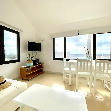 Estupenda Con Vistas Al Mar, Freewifi, Acceso Directo A La Playa En