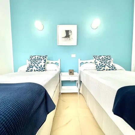 Estupenda Con Vistas Al Mar, Freewifi, Acceso Directo A La Playa En