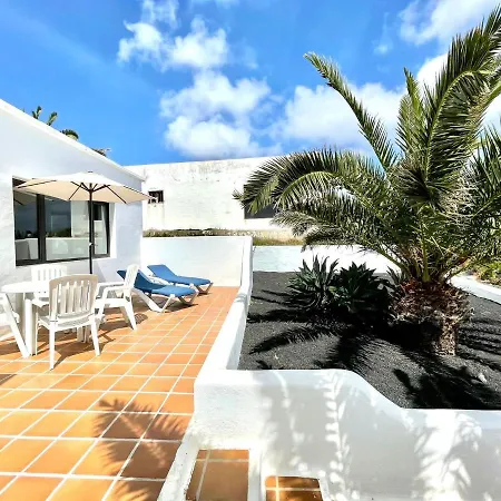 Villa Estupenda Con Vistas Al Mar, Freewifi, Acceso Directo A La Playa En