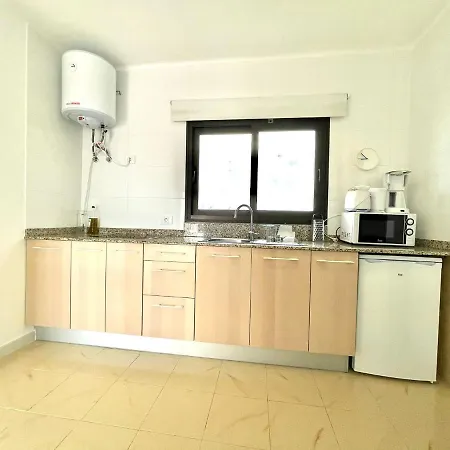 Villa Estupenda Con Vistas Al Mar, Freewifi, Acceso Directo A La Playa En Charco del Palo